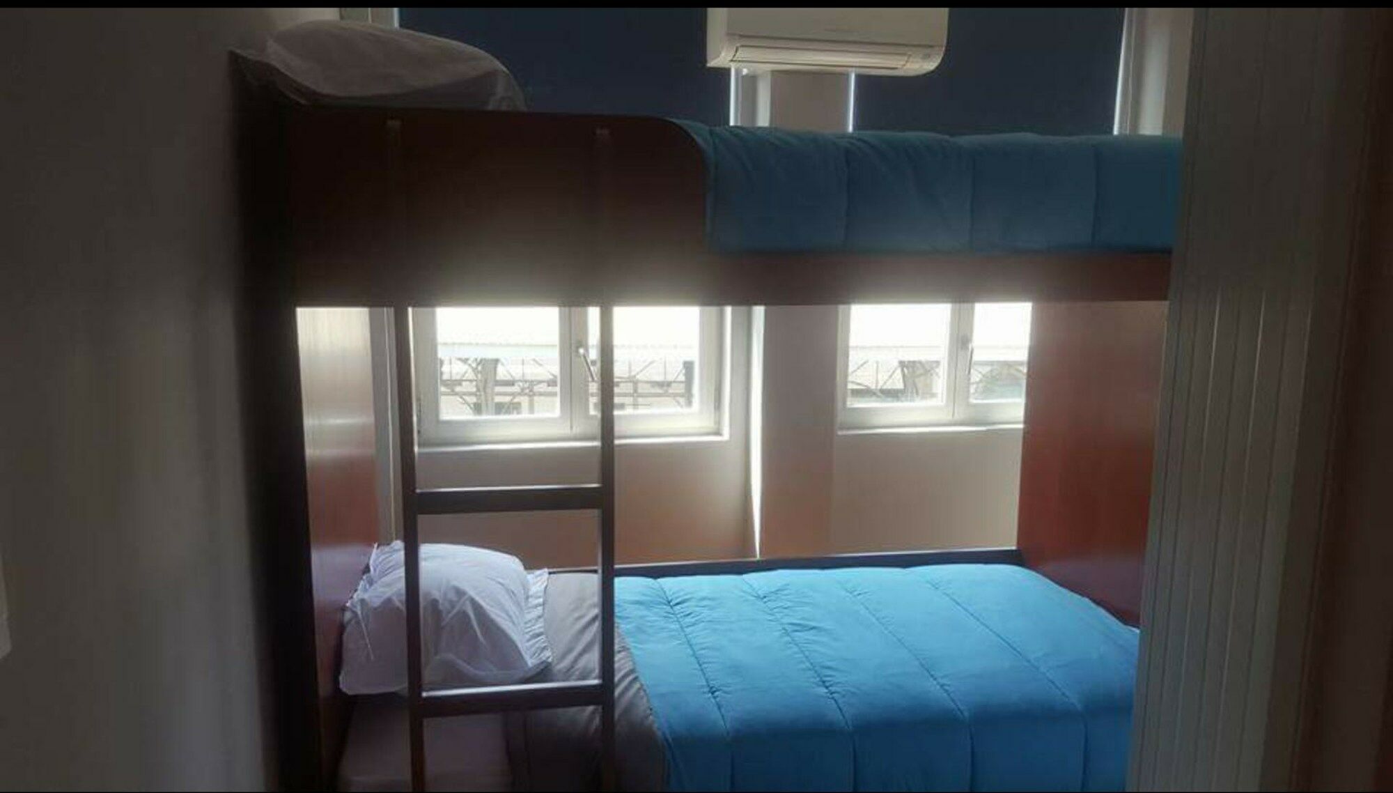 Secret Hostel Порто Екстериор снимка